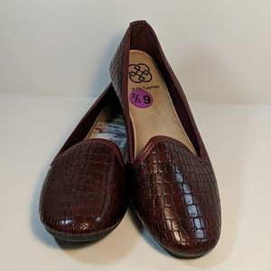 Daisy Fuentes Faux Alligator Shoes Sz 6.5W NWT